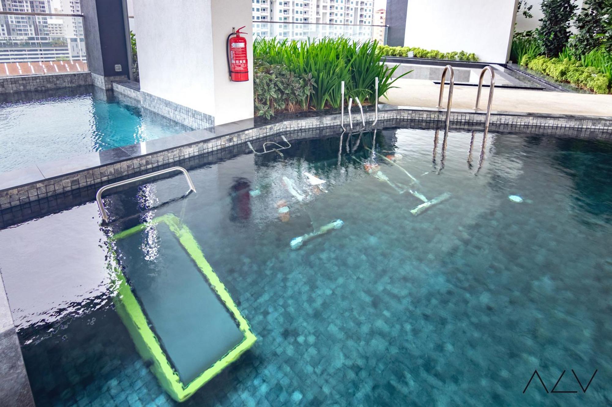 Urban Suites, Spectre Collection By Stellar Alv Jelutong Bagian luar foto